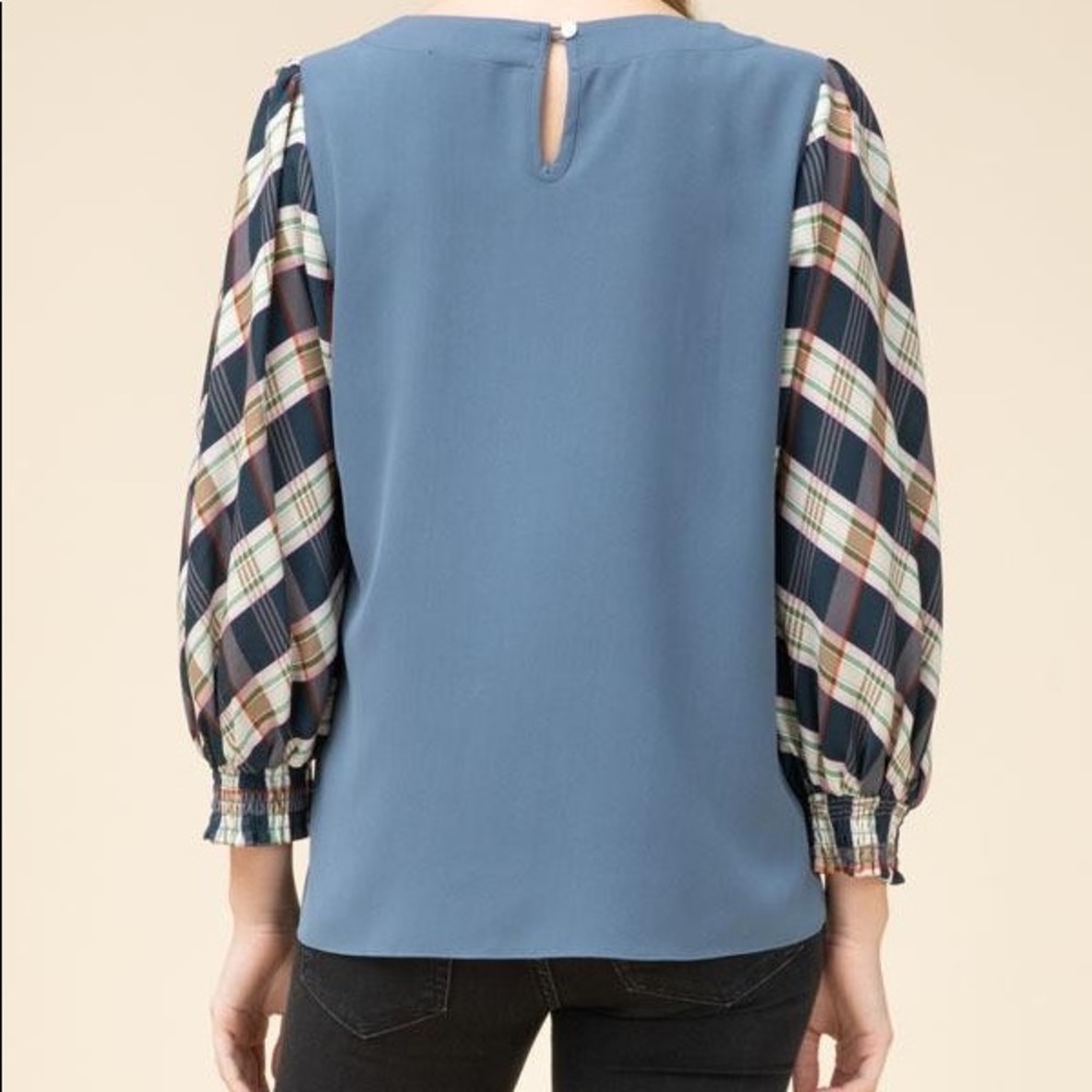 Blue Plaid Long Sleeve Entro Top - Picture 2 of 5